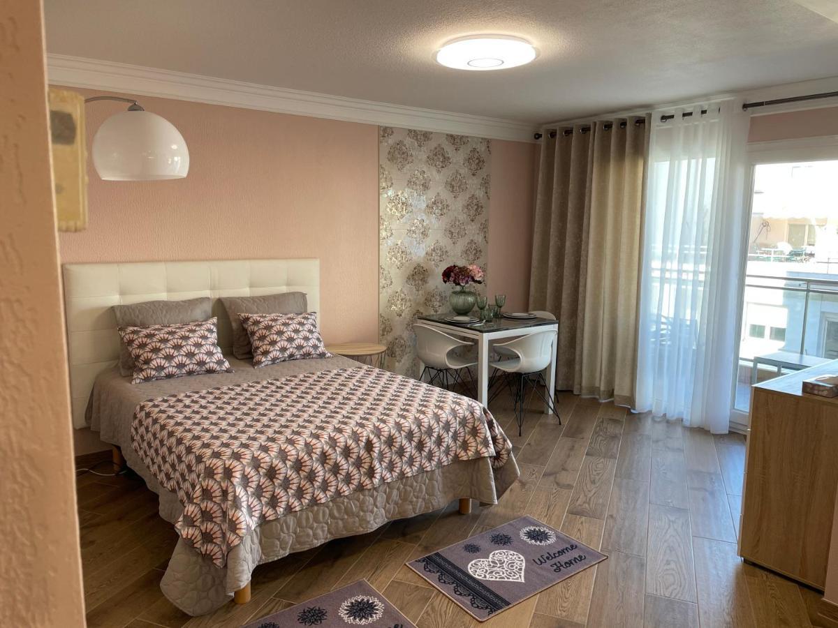 Lejlighed With Swimming Pool 80 Meters Near The Nice