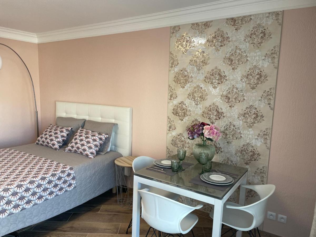 With Swimming Pool 80 Meters Near The Nice